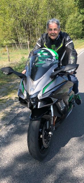 DJ Bernd auf seiner Kawasaki